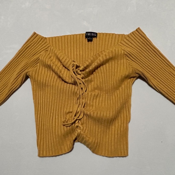 NEW MUSTARD OFF THE SHOULDER CROP SWEATER YELLOW - TIMING SWEATER - Picture 2 of 5